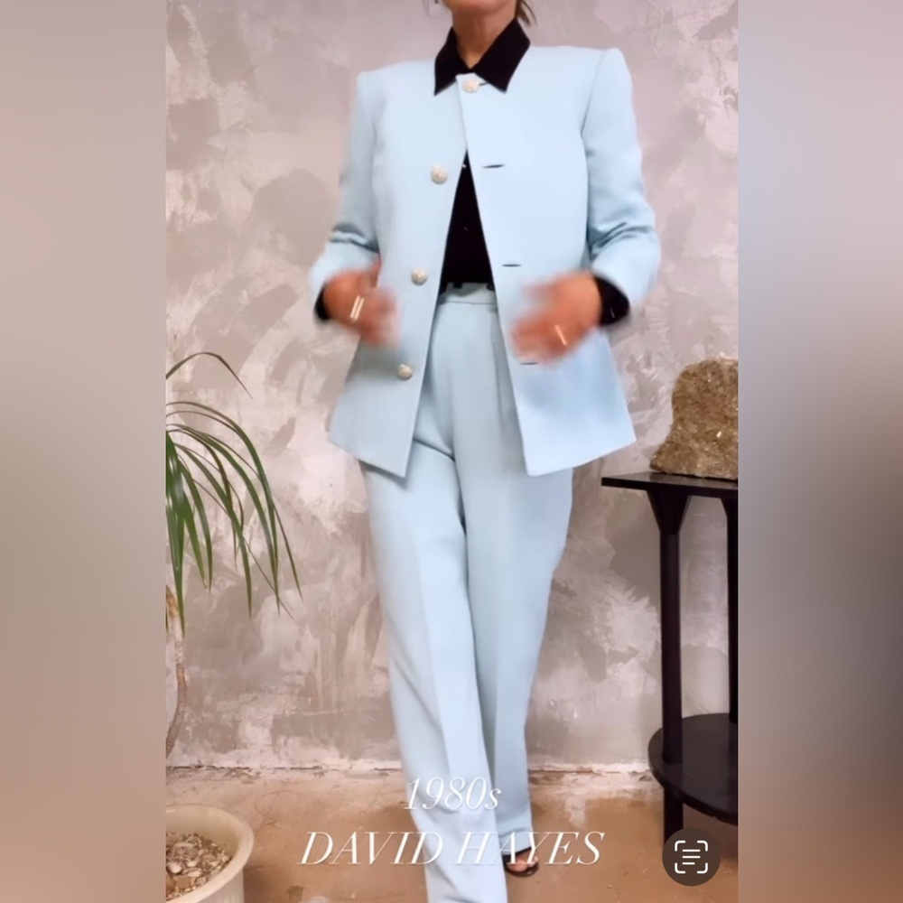 David Hayes Vintage Elegant Light Green Women's Blazer and Pants Suit
